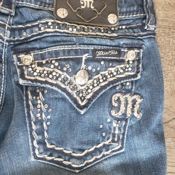 Miss Me Jeans - Picture 3 of 7